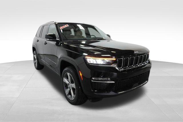 new 2025 Jeep Grand Cherokee car, priced at $51,066