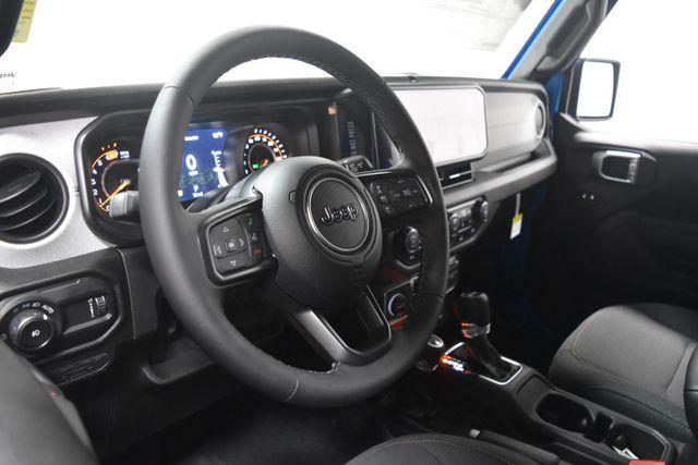 new 2025 Jeep Wrangler car, priced at $57,276