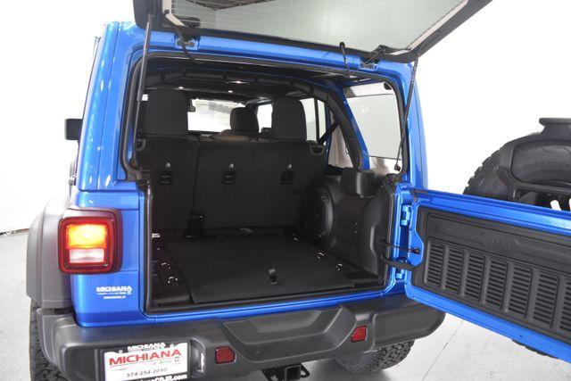 new 2025 Jeep Wrangler car, priced at $57,276