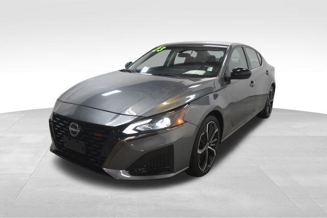 used 2023 Nissan Altima car, priced at $22,988