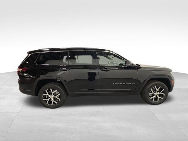 new 2025 Jeep Grand Cherokee L car, priced at $52,689