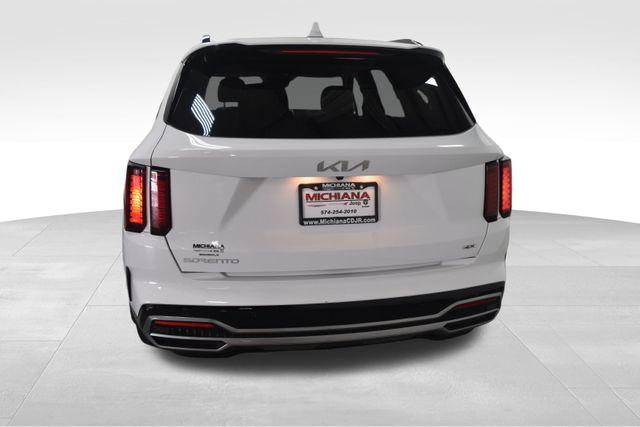 used 2023 Kia Sorento car, priced at $30,592