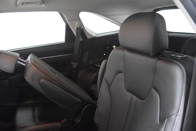 used 2023 Kia Sorento car, priced at $30,592