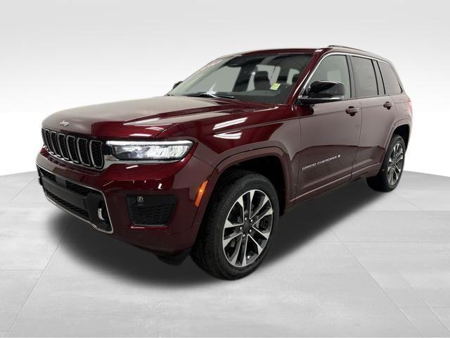 new 2025 Jeep Grand Cherokee car, priced at $60,098