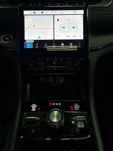 new 2025 Jeep Grand Cherokee car, priced at $60,098