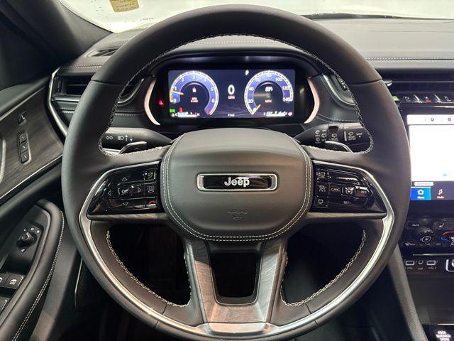 new 2025 Jeep Grand Cherokee car, priced at $60,098