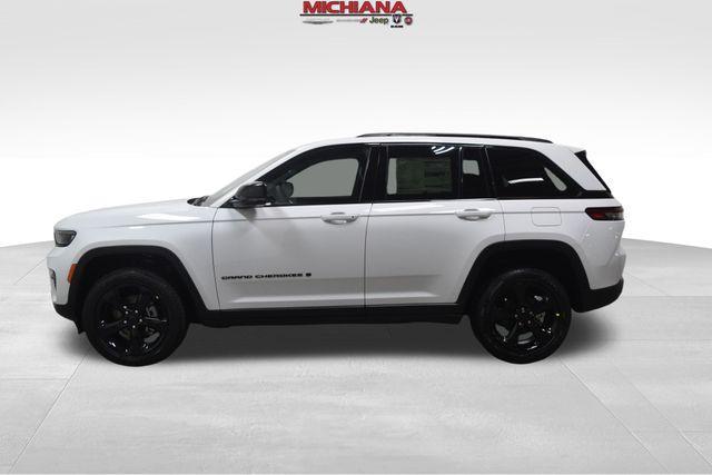 new 2025 Jeep Grand Cherokee car, priced at $45,329