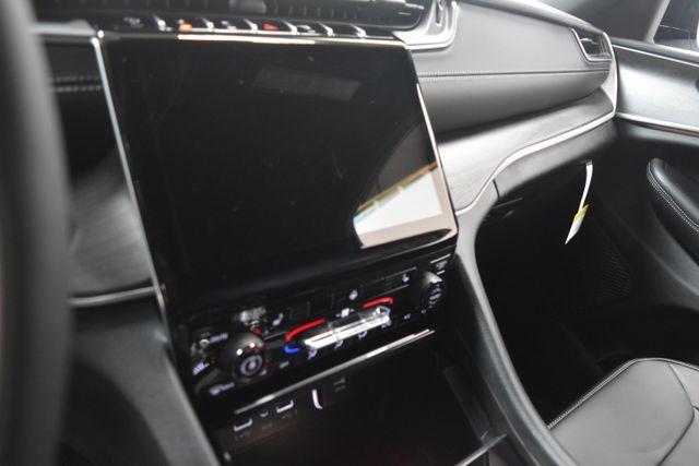 new 2025 Jeep Grand Cherokee L car, priced at $52,649