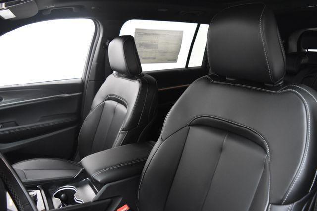 new 2025 Jeep Grand Cherokee L car, priced at $52,649