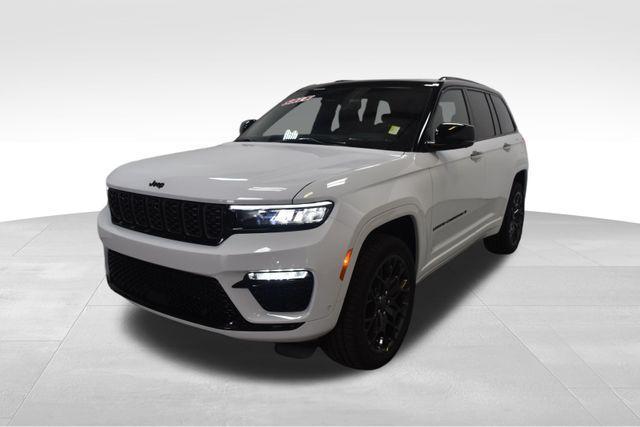 new 2025 Jeep Grand Cherokee car, priced at $64,823