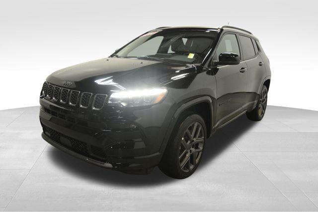 new 2025 Jeep Compass car, priced at $38,051