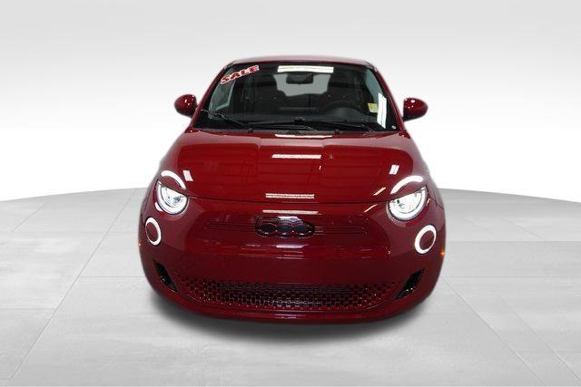 new 2024 FIAT 500e car, priced at $34,095