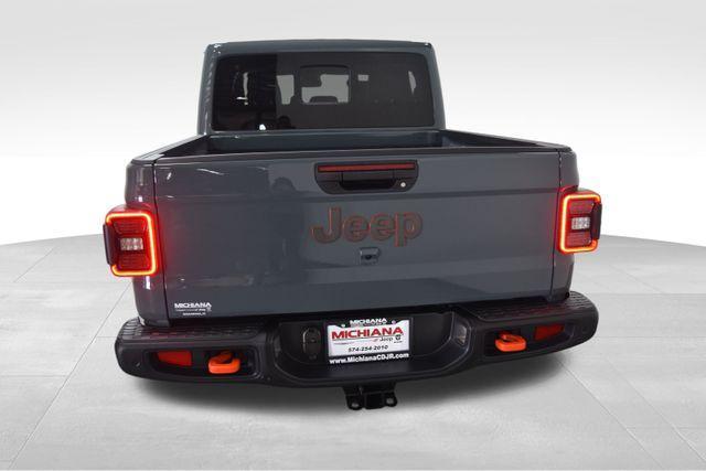 new 2025 Jeep Gladiator car, priced at $60,915