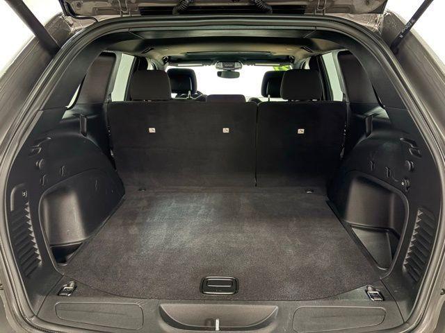 used 2021 Jeep Grand Cherokee car, priced at $21,988