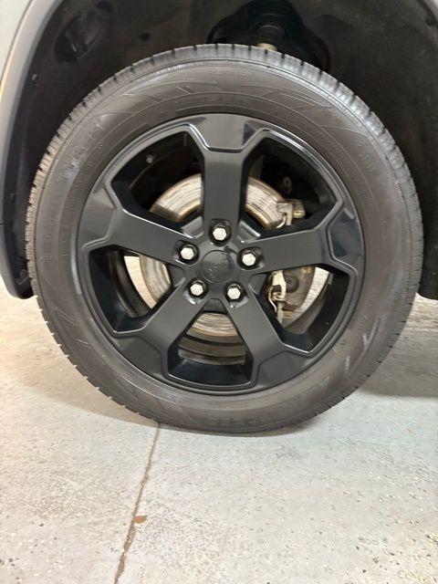 used 2021 Jeep Grand Cherokee car, priced at $21,988