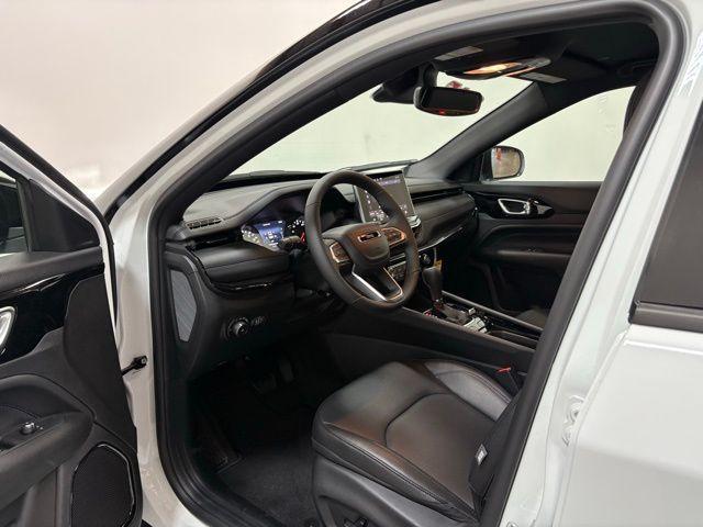 new 2026 Jeep Compass car, priced at $35,292