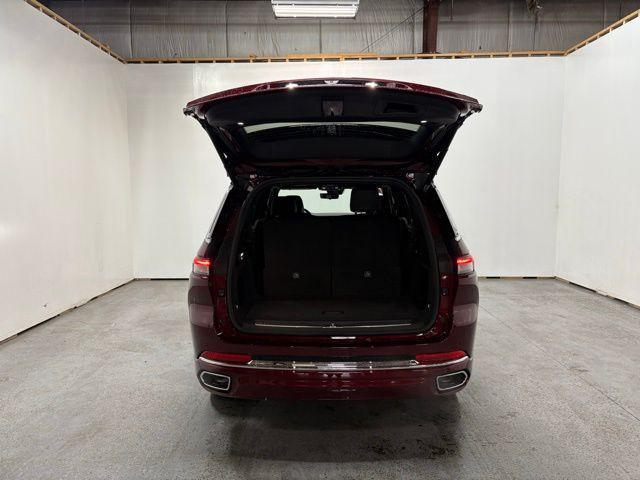 new 2025 Jeep Grand Cherokee L car, priced at $62,058