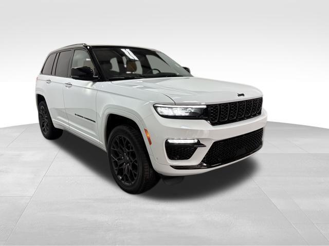 new 2025 Jeep Grand Cherokee car, priced at $64,452