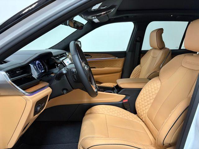 new 2025 Jeep Grand Cherokee car, priced at $64,452