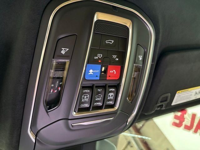 new 2025 Jeep Grand Cherokee car, priced at $67,838