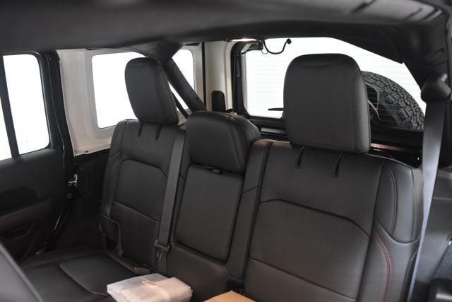 new 2025 Jeep Wrangler car, priced at $69,233