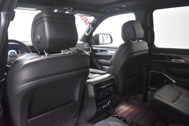 new 2025 Jeep Wagoneer car, priced at $70,017
