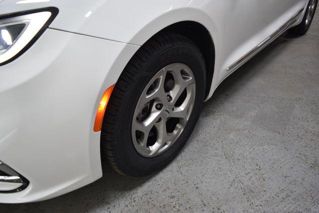 used 2023 Chrysler Pacifica car, priced at $30,991