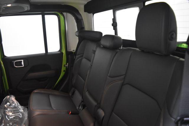 new 2025 Jeep Gladiator car, priced at $46,492