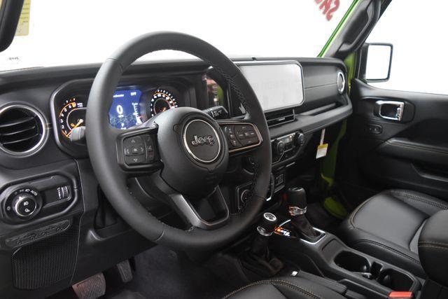 new 2025 Jeep Gladiator car, priced at $46,492
