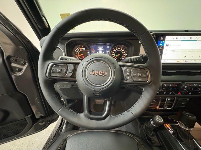 new 2025 Jeep Gladiator car, priced at $46,382
