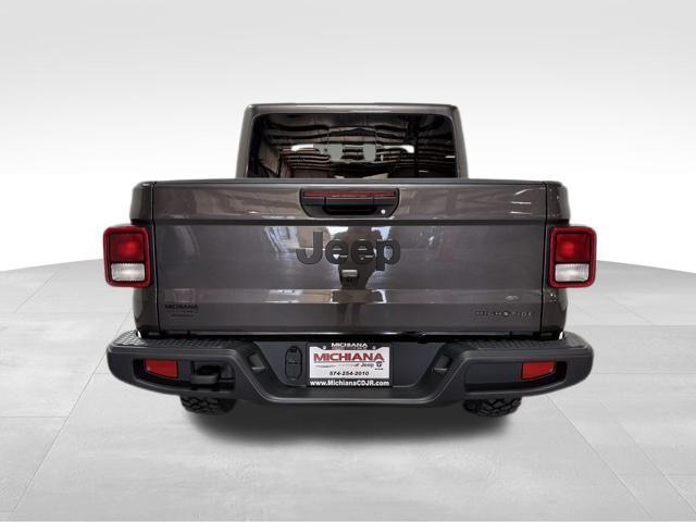 new 2025 Jeep Gladiator car, priced at $46,382