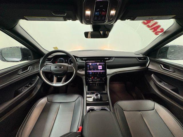 new 2025 Jeep Grand Cherokee L car, priced at $54,084