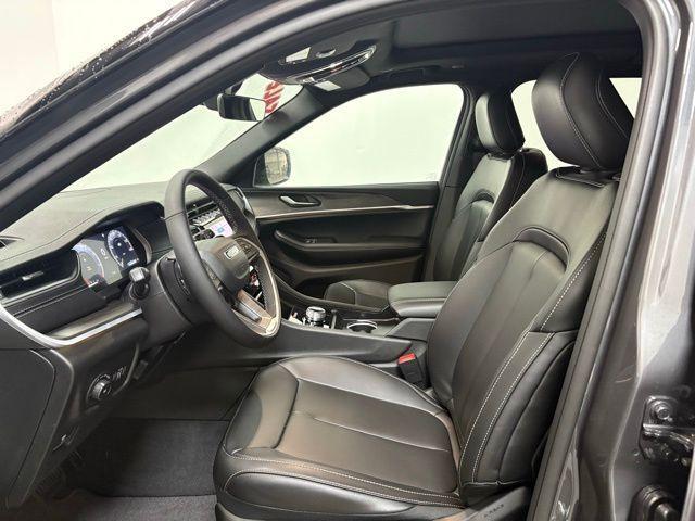 new 2025 Jeep Grand Cherokee L car, priced at $54,084