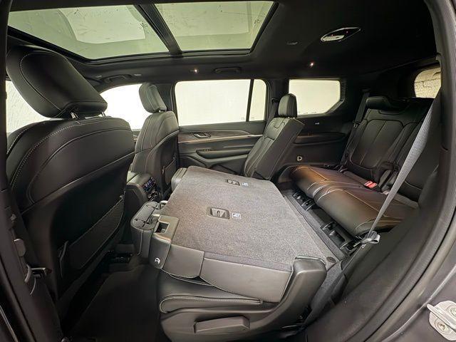 new 2025 Jeep Grand Cherokee L car, priced at $54,084