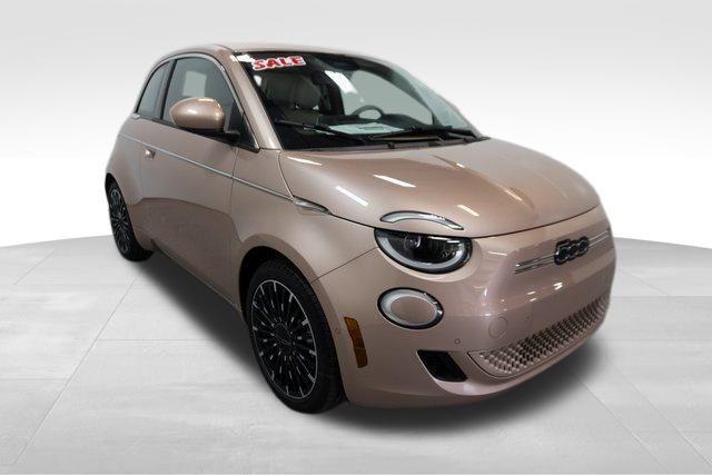 new 2024 FIAT 500e car, priced at $37,595