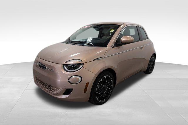 new 2024 FIAT 500e car, priced at $37,595