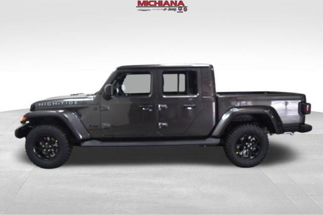 new 2025 Jeep Gladiator car, priced at $45,213