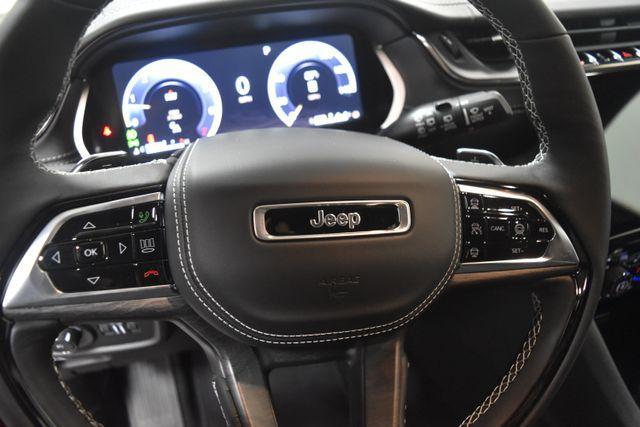new 2025 Jeep Grand Cherokee car, priced at $60,693