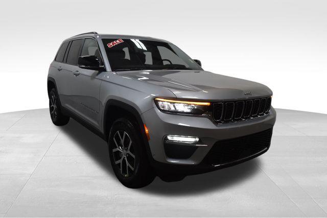 new 2025 Jeep Grand Cherokee car, priced at $50,440