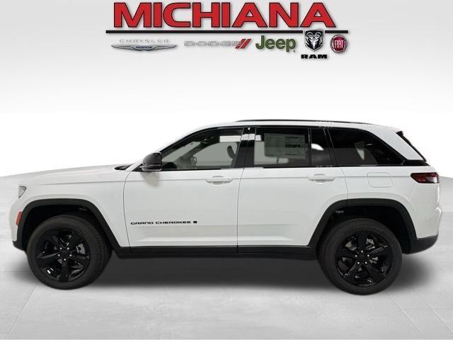 new 2025 Jeep Grand Cherokee car, priced at $45,528