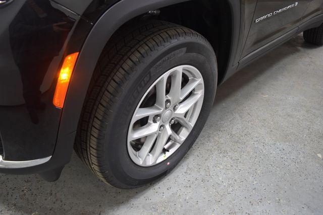 new 2025 Jeep Grand Cherokee L car, priced at $44,692