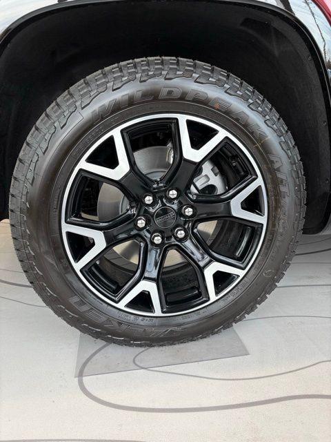 new 2025 Jeep Wagoneer car, priced at $70,017