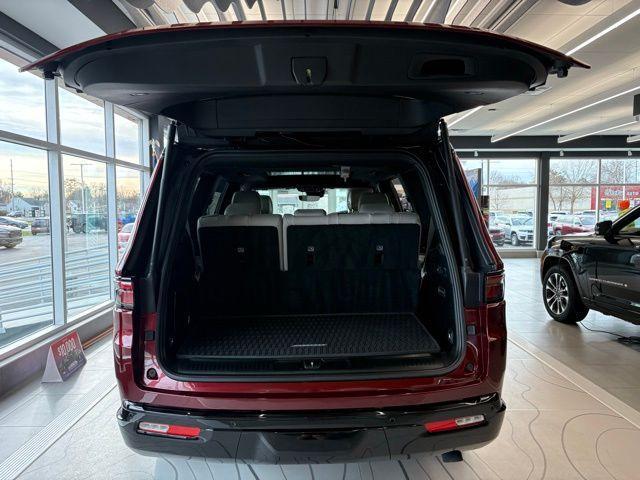 new 2025 Jeep Wagoneer car, priced at $70,017