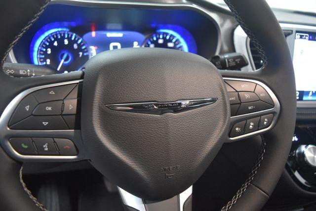 new 2026 Chrysler Pacifica car, priced at $45,396