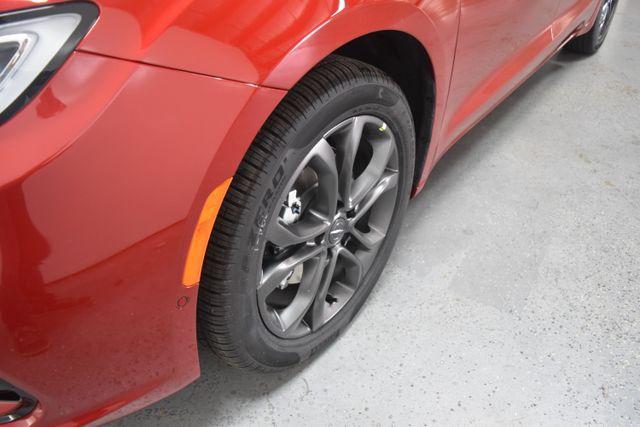 new 2026 Chrysler Pacifica car, priced at $45,396