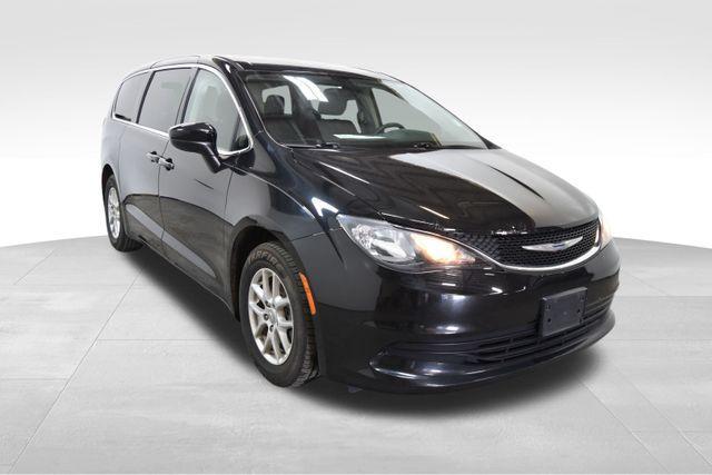 used 2017 Chrysler Pacifica car, priced at $11,988