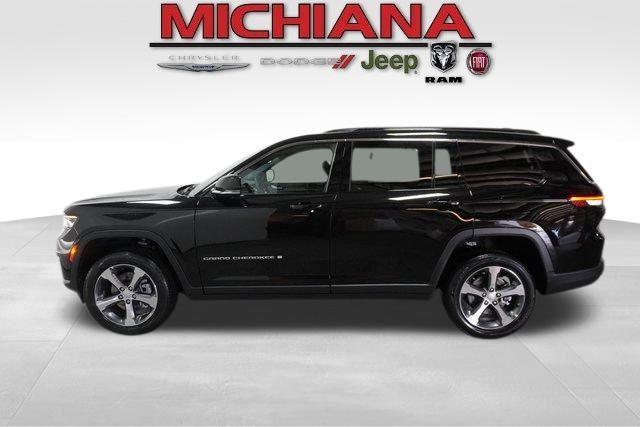 new 2024 Jeep Grand Cherokee L car, priced at $56,758