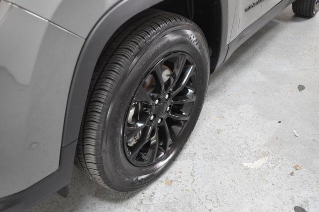 used 2023 Jeep Cherokee car, priced at $26,988