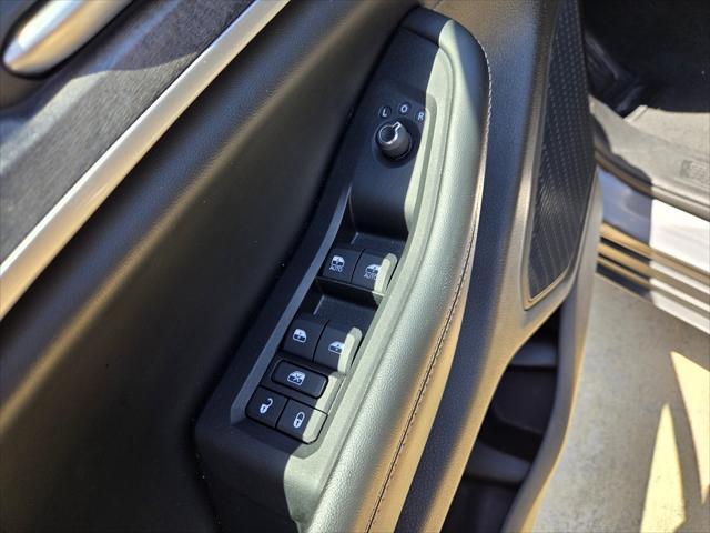 used 2024 Jeep Grand Cherokee car, priced at $36,995