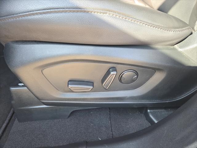 used 2024 Ford Explorer car, priced at $35,995